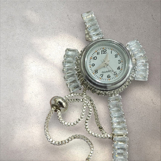 Womens  Stylish hand Watch
