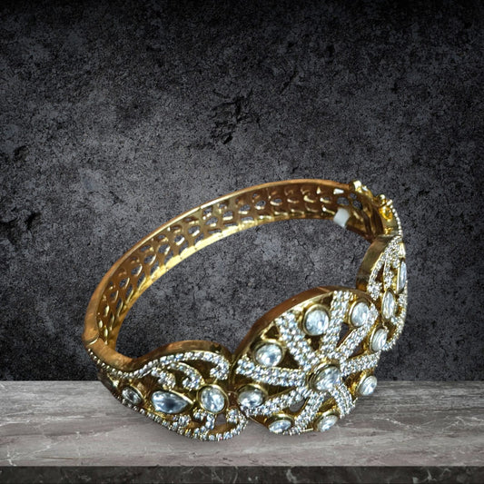AD Stone Bracelet White coloured with Openable system